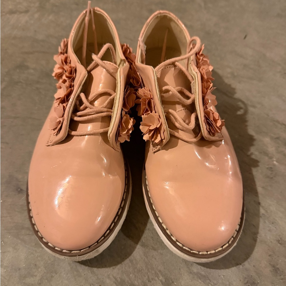 Zara Girls Blush Pink Floral Lace-Up Dress Shoes